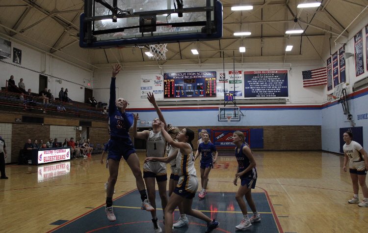 Congrats to @tresabaumgard on breaking the MN HS girls all-time rebounding record 💪💪💪!!! She’s at 1,791 and counting!!! @NorthPlaymakers @GMacHoops