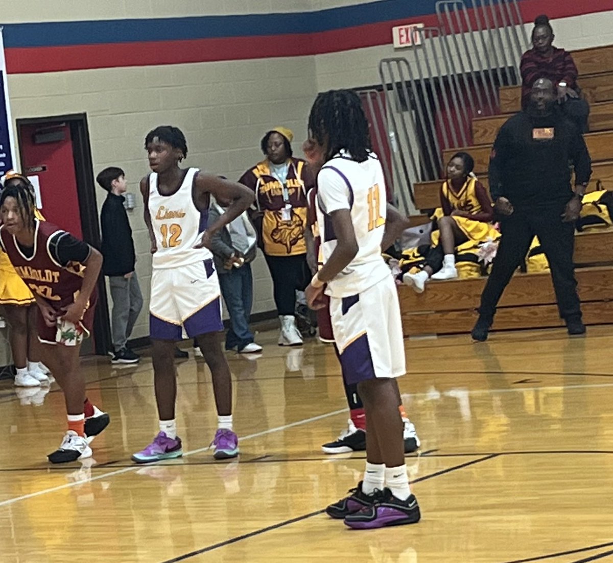 AthleticsFCPS's tweet photo. Troy, Tn
West Lion Boys defeat Humboldt
65-36 to advance to the 1A Sectional Championship this Saturday
Stay tuned
#WestBelieve #LookingforSecond https://t.co/TbHMKBzczr