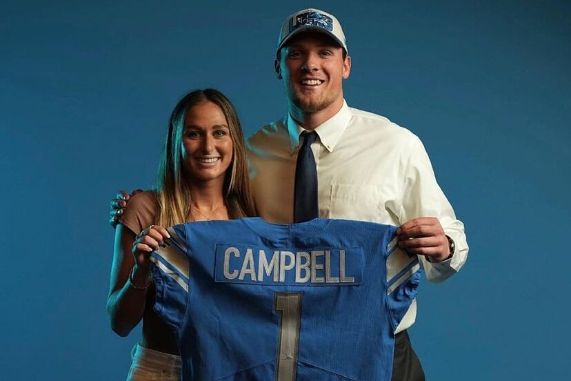 Great to hear #MVC co-leader @DrakeWBB just received boost with guard #MeganMeyer returning to team. The #MasonCityIA native was 2022 #MVCHoops #NewcomerOfYear en route to earning 1st team All-MVC honors. She is engaged to @Lions linebacker #JackCampbell. #Lions #OnePride