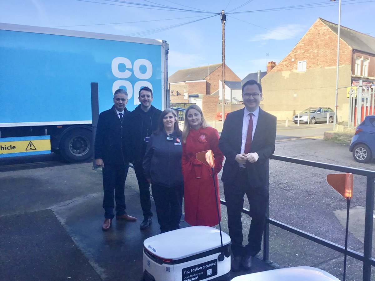 Great to host Shadow Policing Minister Alex Norris and Labour Candidate Gen Kitchen in Higham Ferrers today discussing retail crime and the impact on our colleagues and communities @coopukcolleague @ShadwellMark @KateGraham03 @079Jenny @paulgerrard1971 @AlexNorrisNN @skhouryhaq