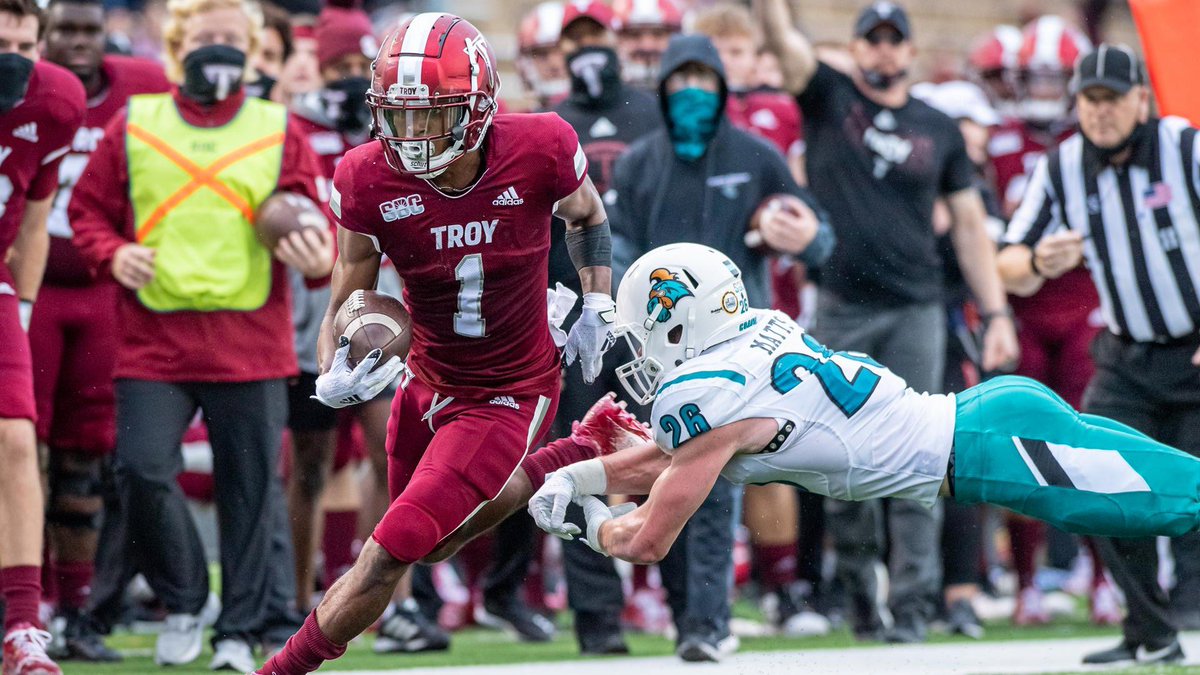 #AGTG After a great conversation with @CoachJMann919 I am beyond blessed to receive an Offer from Troy! @GeradParker1 @CoachBanks2008 @Coach_NBurton @CalebDavis_TROY @CoachWright37 @CoachTreyPage4 @coachgeohagan @BibbCoFootball @ChadSimmons_ @AL4afootball