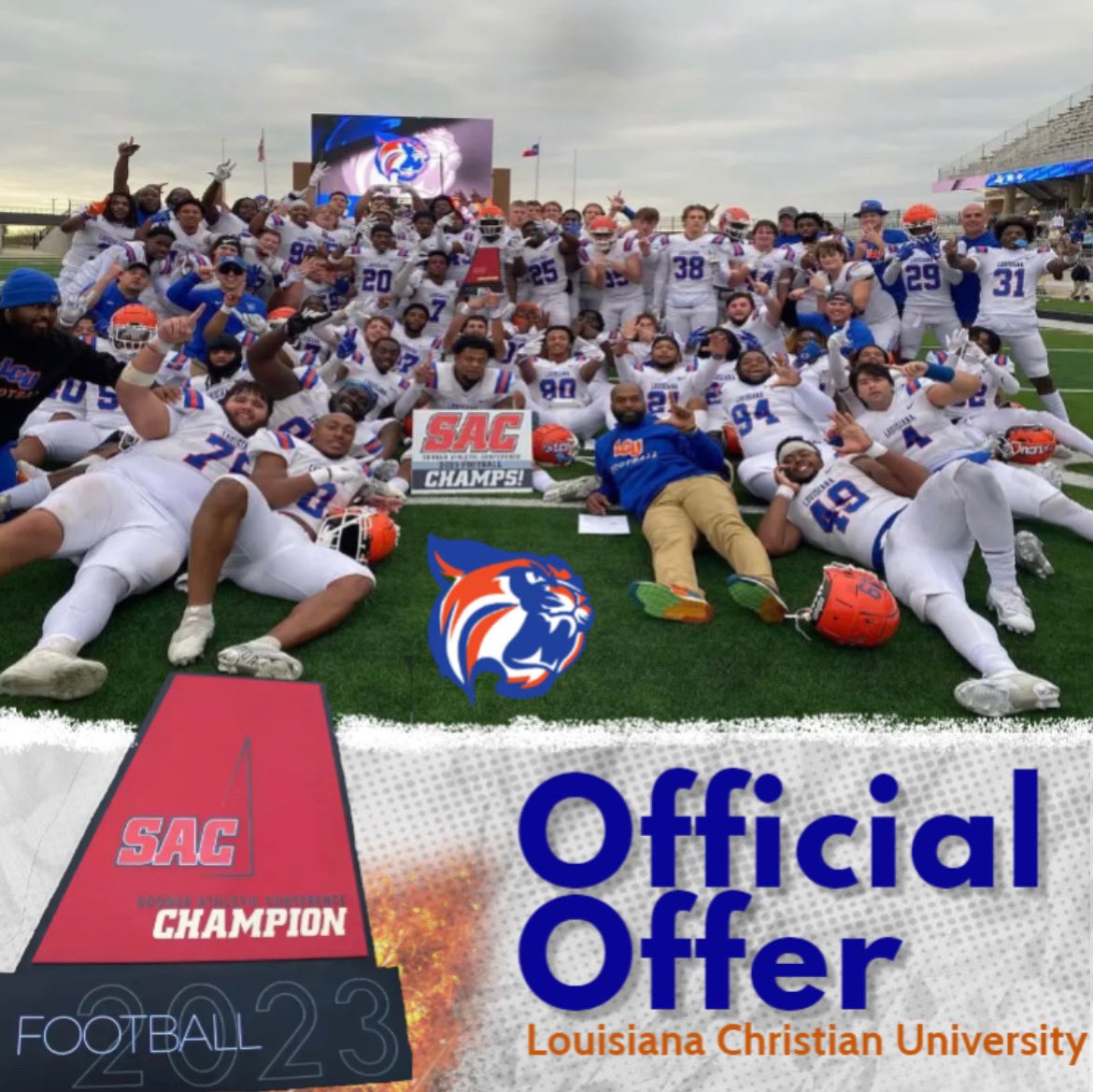 DavontaeBrown85's tweet photo. After a great visit  I’m blessed to receive a 🅾️ffer from @LCU_ftball Thank you @jai_melancon @Da_best46 @drewmaddox8 💪🏽💙🧡 #blessed #nextlevel #grind https://t.co/R47X7vYksA