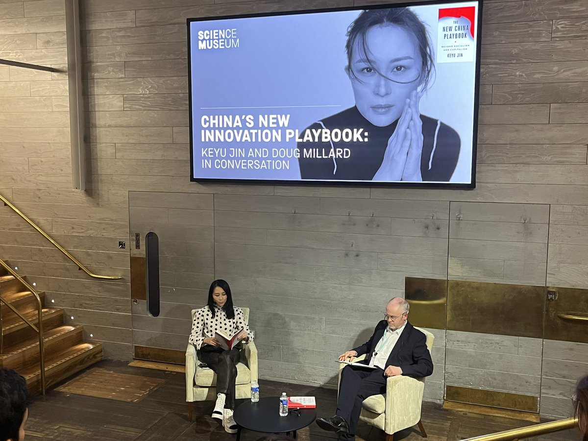 bernarddonoghue's tweet photo. LOVING the #Lates @sciencemuseum tonight - bubbles, Tesla, space exploration, horology, Chinese clocks and the most fascinating talk about the Chinese 🇨🇳 economy - The New China Playbook -  by @KeyuJin. Great night. https://t.co/4Qjjtc6UPT