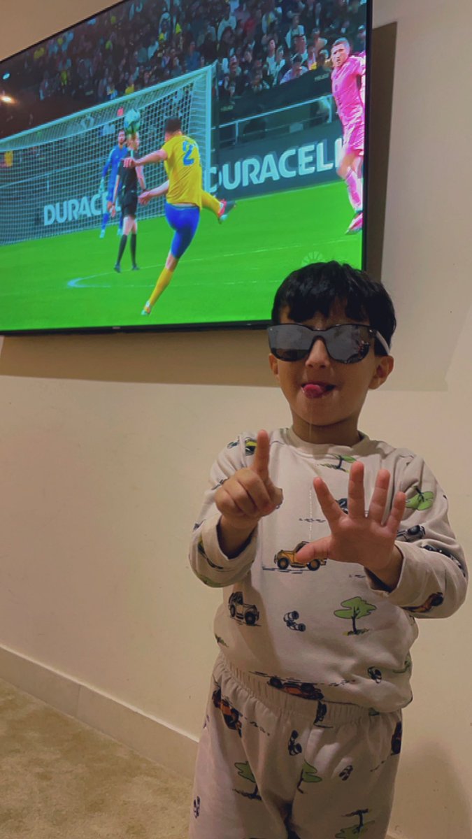 msja83's tweet photo. 🤣👏👏👏

 #النصر_انترميامي https://t.co/gqrrj2RGP8