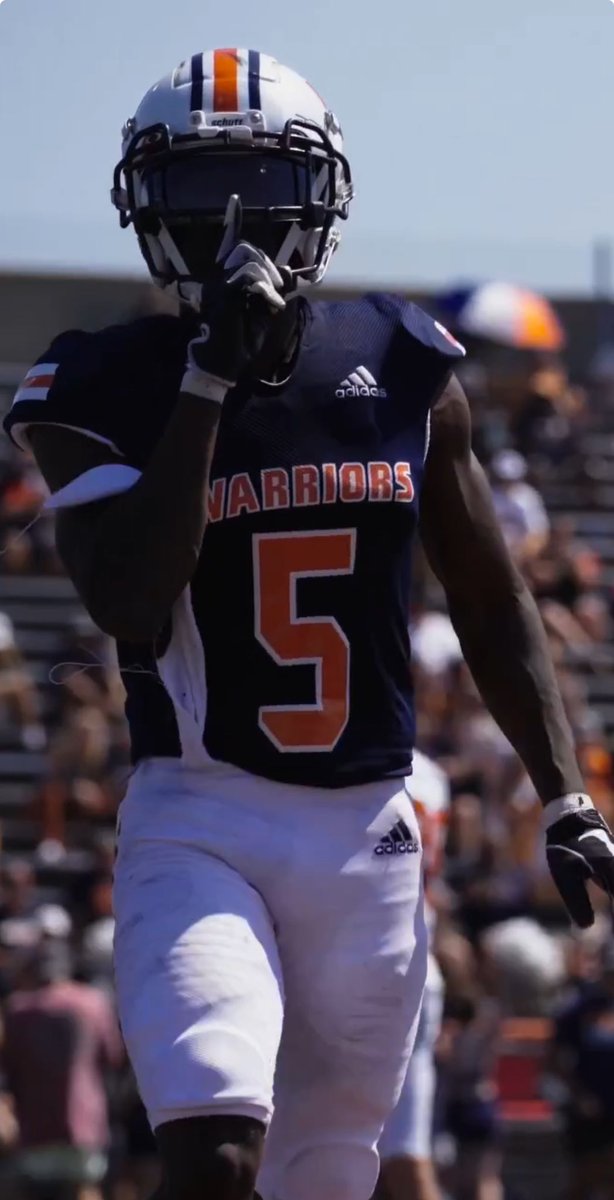 #AGTG after a great conversation with <a href="/Coach_Honnold/">Denny Honnold</a> I am more than blessed to have received an offer from Midland University !!🙏🏾 <a href="/MidlandU_FB/">Midland Football</a> <a href="/CoachCadenMurph/">Caden Murphy</a> <a href="/faizolbouchard8/">Coach Faizol Bouchard, M. ED.</a> <a href="/HaysJeremy/">Jeremy Hays</a>