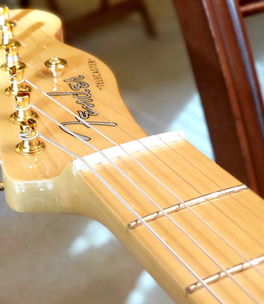 rwyjunior's tweet photo. Well the nut needs cut.
I didn't have good enough tools so I ordered the @MusicNomadCare pro 12 piece set. Arrives Monday. #Telecaster #PartsCaster https://t.co/CdBt67d3sm