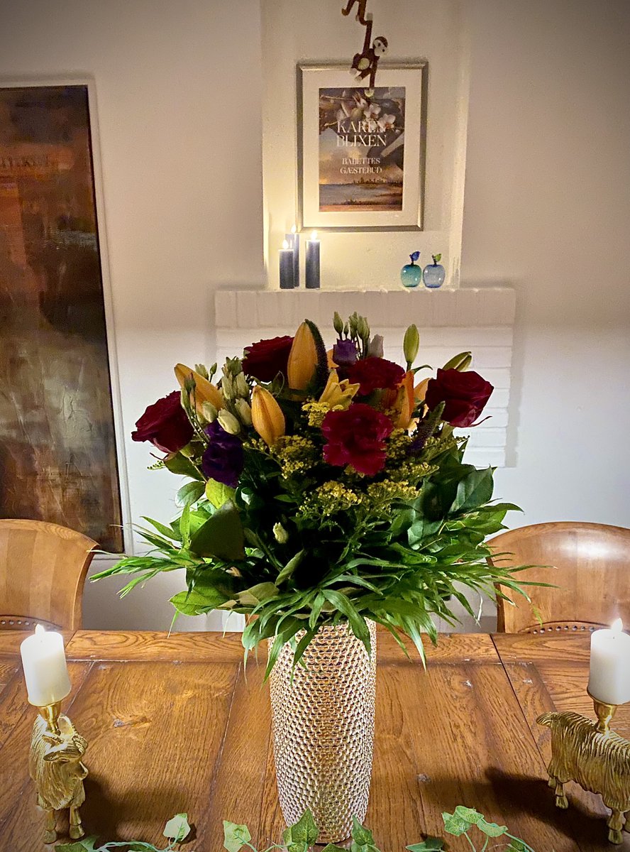 I dag har jeg 30 års jubilæum som Venstre-medlem af byrådet i Solrød Kommune 💙

De flotte blomster er fra Solrød Byråd 👍