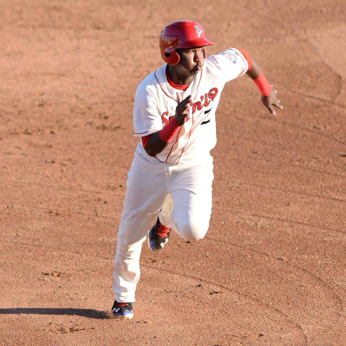 𝐏𝐫𝐨𝐟𝐚𝐫² 

Jurickson and Juremi will both represent Curaçao in this year's Caribbean Series, which is being played from February 1-9 at LoanDepot Park in Miami. #GoSpo