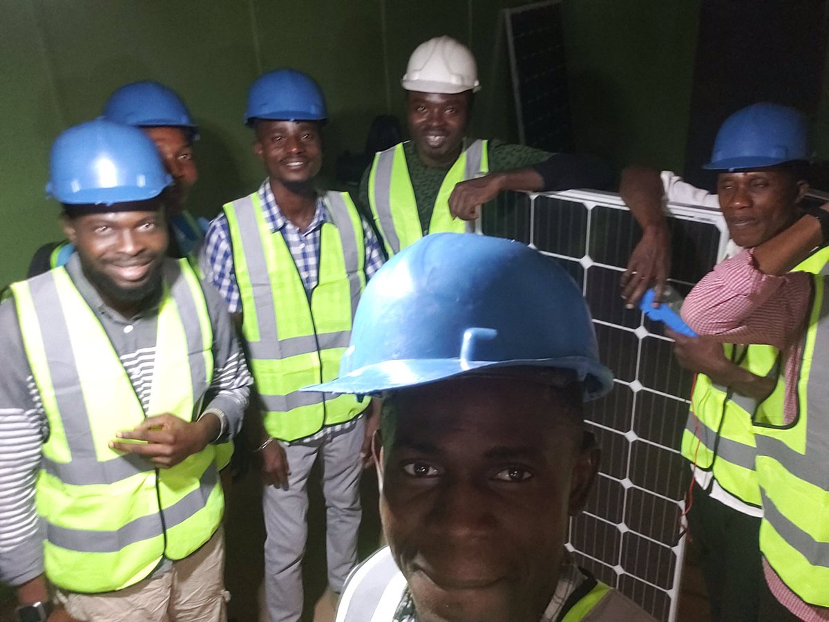 steriotechhub's tweet photo. Today,the 1st day of the 2nd month of the year, I started my journey in SOLAR PHOTOVOLTAIC & INVERTER INSTALLATION program. Learning center was fun, gained lots of value & yes trust me, I was able to network with great minds.
#SolarIsTheFuture
#EnergyEfficiency
Sales, Energy https://t.co/ZgK8zPKSxi