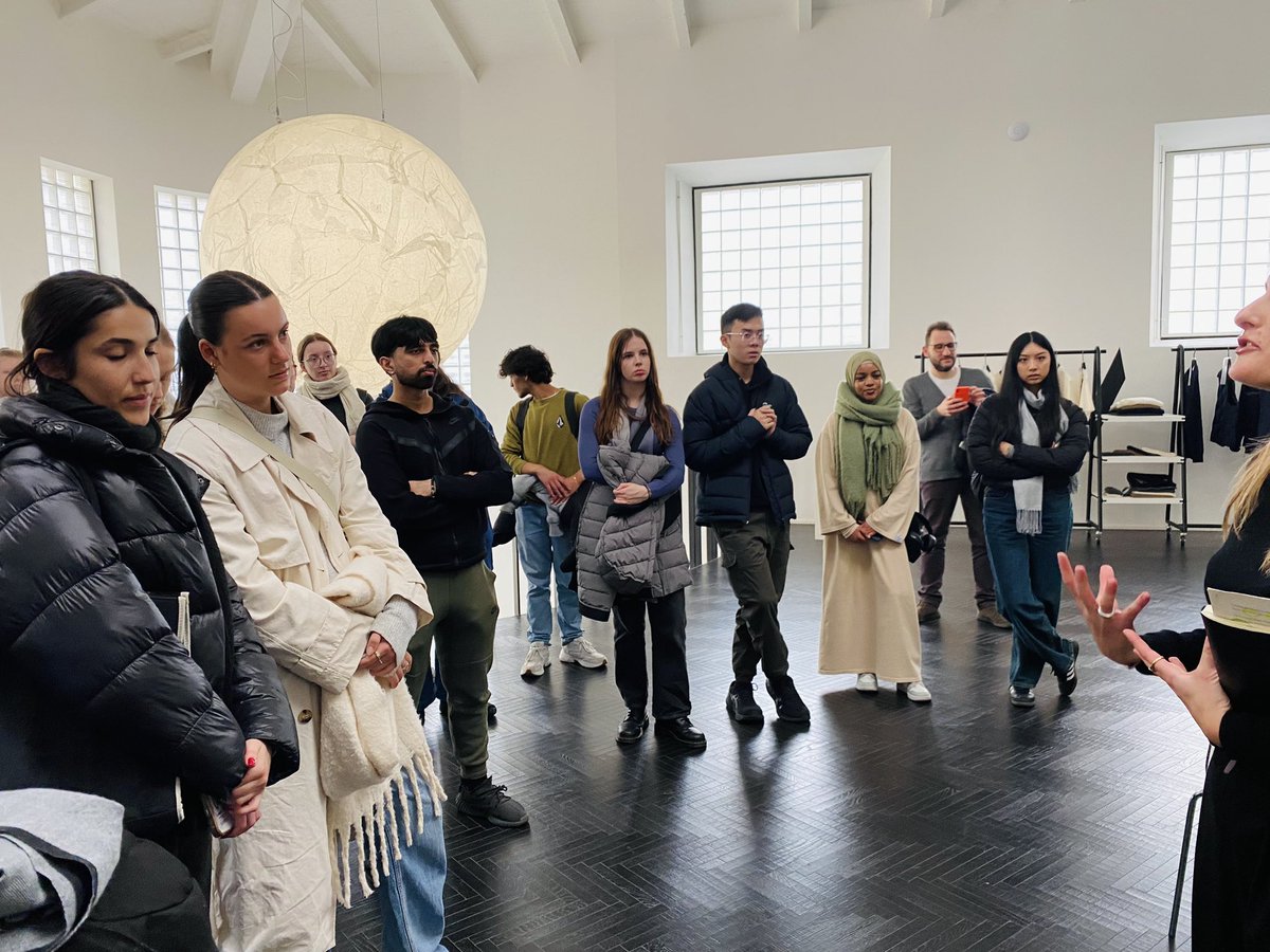 RuchiSembey's tweet photo. Italy 🇮🇹 Leading 65 #MonashGIG students on a 2-week sustainability-focussed study tour.
Guided tours,seminars & dialogue with local community to learn abt mass tourism,fast fashion & circular economy. #MonashPrato #GIG24 #GIGItaly @MonashUni https://t.co/0kzodRjaB8