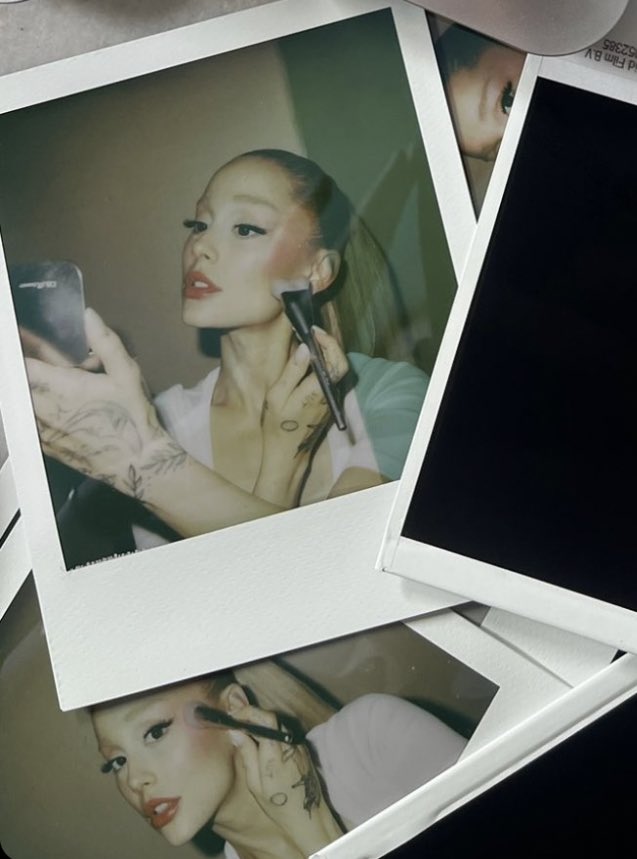 ariana grande for rem beauty