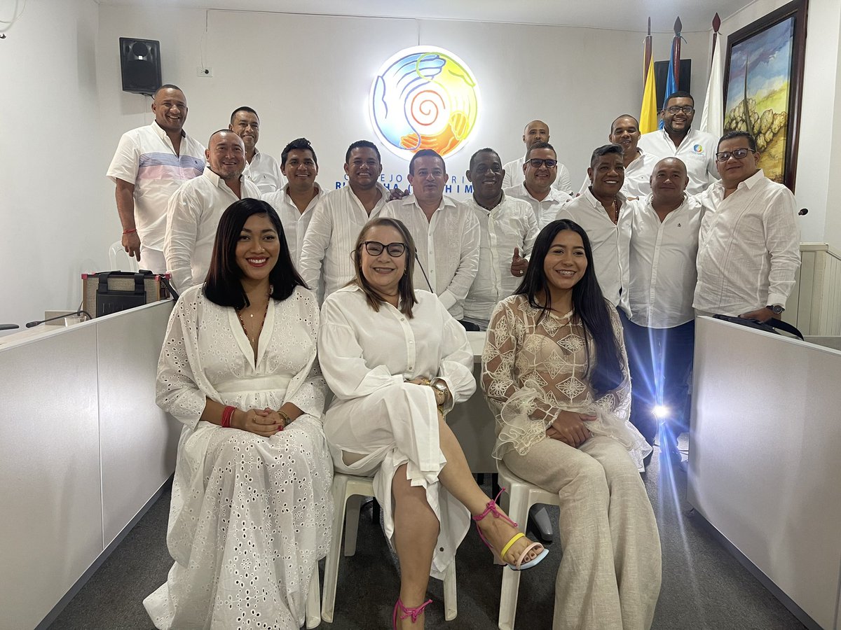 concejoriohacha's tweet photo. @concejoriohacha Hoy 1 de febrero del 2024 se inicio el primer periodo de sesiones ordinarias en el Concejo Distrital de Riohacha, donde el alcalde y cada uno de los H. Concejales tiene como objetivo luchar por nuestro territorio. https://t.co/035DxznaAv