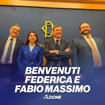 Barracciu's tweet image. Federica e Fabio Massimo ex grillini entrano in #Azione .
Signore e signori ecco a voi spiegata “l’accozzaglia” a cui ha fatto riferimento l’ingrata di cognome #bonetti e di nome Elena. 🤮