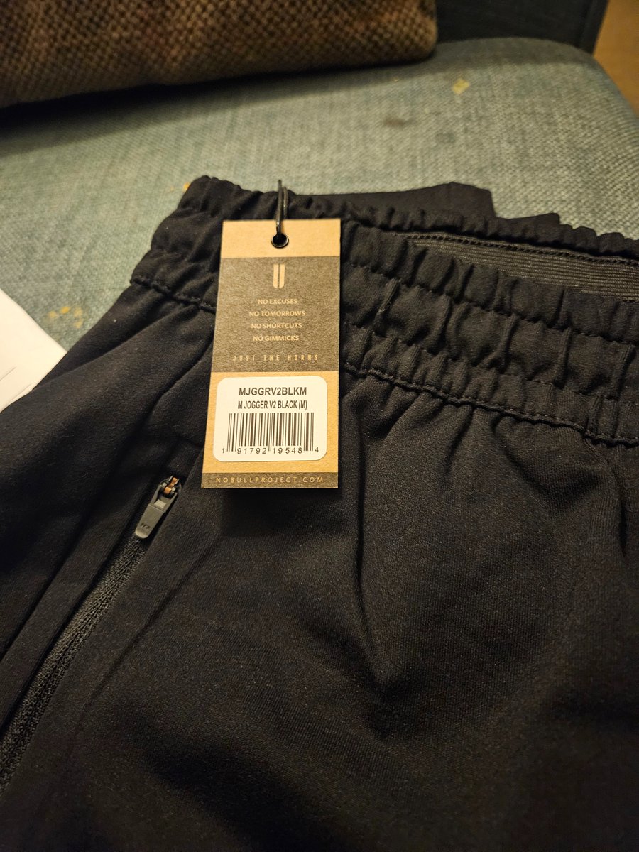 I waited 2 weeks for my Army Green <a href="/nobull/">NOBULL</a> sweatshirt only to receive black track bottoms. Can u get <a href="/TB12sports/">TB12sports</a> to get my order right? Or did he call an audible?