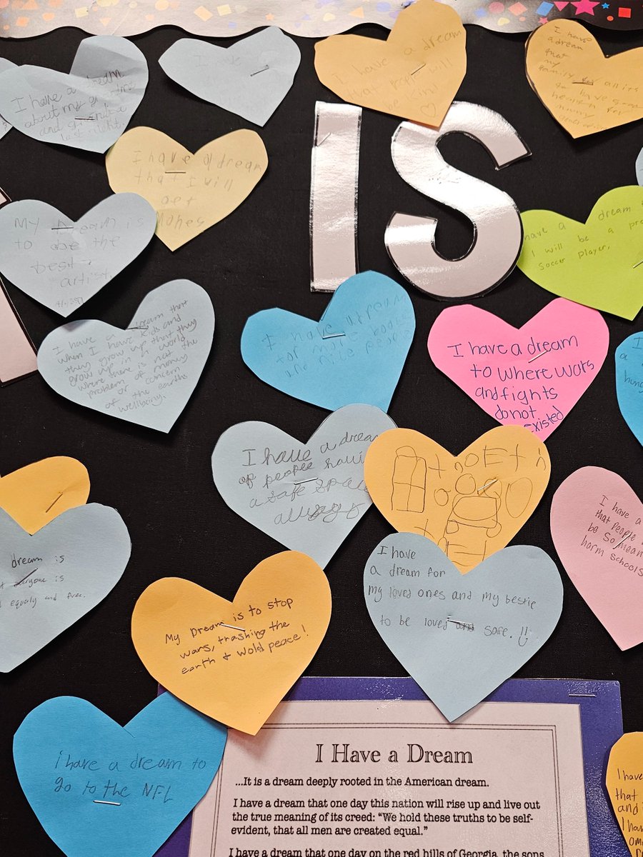 MSGCLibrary's tweet photo. Kicking off our Black History Month display. Students chose a heart cut out and wrote their dreams. @SGCCardinals @melissaisd https://t.co/BVyGtpOqD3