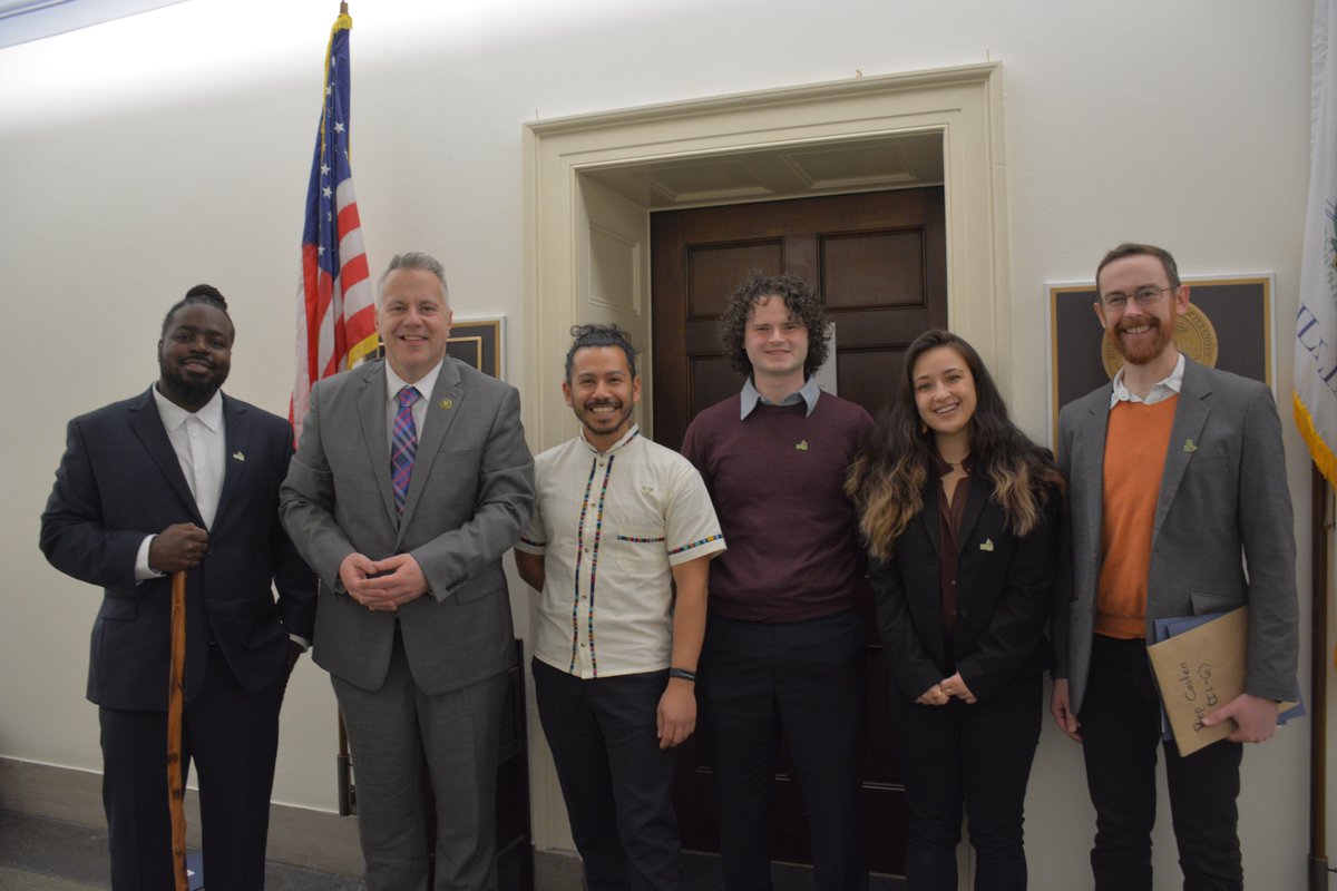 RepEricSorensen's tweet photo. We need to ensure farming is sustainable for future generations.

That's why it was great seeing the @ILStewards in DC to talk conservation, local food policy, and more.

I'm taking what I learn from our local producers and bringing it to the House Agriculture Committee. https://t.co/q6T2nCXYYd