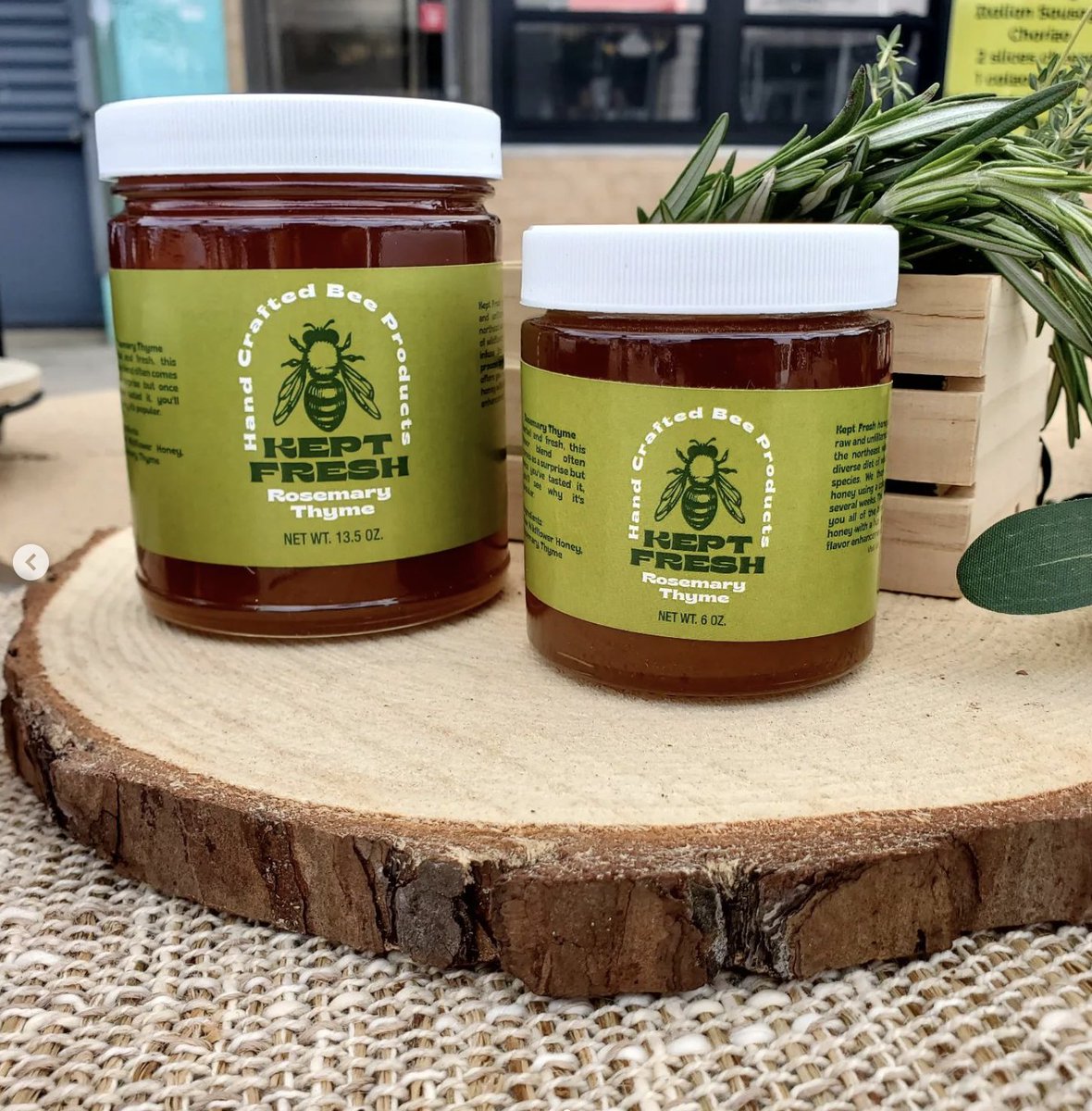 SBNMass's tweet image. Exciting! Kept Fresh is buzzing with anticipation to join the 7th Passport to Black Businesses Pop-up @ One Brattle Square. From their handcrafted infused honeys to luxurious lotion bars, beeswax candles, and body scrubs, they'll bring nature's goodness to you. 🐝💛 #Beegood
