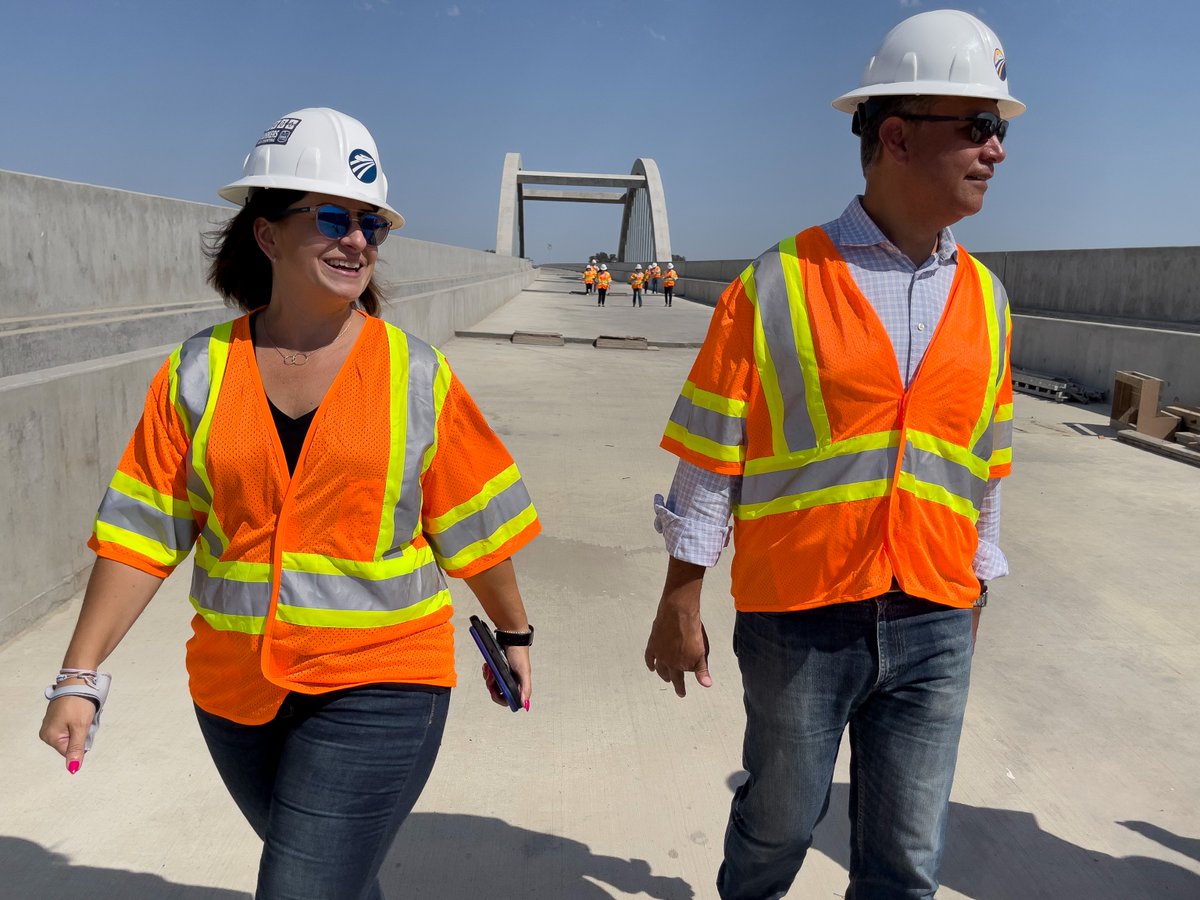 CaHSRA's tweet photo. Congratulations to our Chief of Strategic Communications, @meli_fig, for being named @WtsSacramento's Woman of the Year!

CA High-Speed Rail, the state, and the transportation industry are stronger with your leadership and dedication to mentoring and uplifting new voices. https://t.co/klorkjEXPB