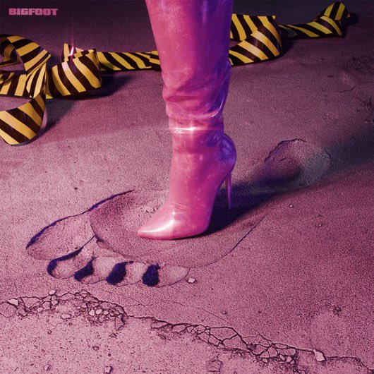 WriteARapSis's tweet image. In less than 4 days
Nicki Minaj’s Big Foot has already sold over 100,000 units. It is the ONLY female rap song released this year to accomplish this