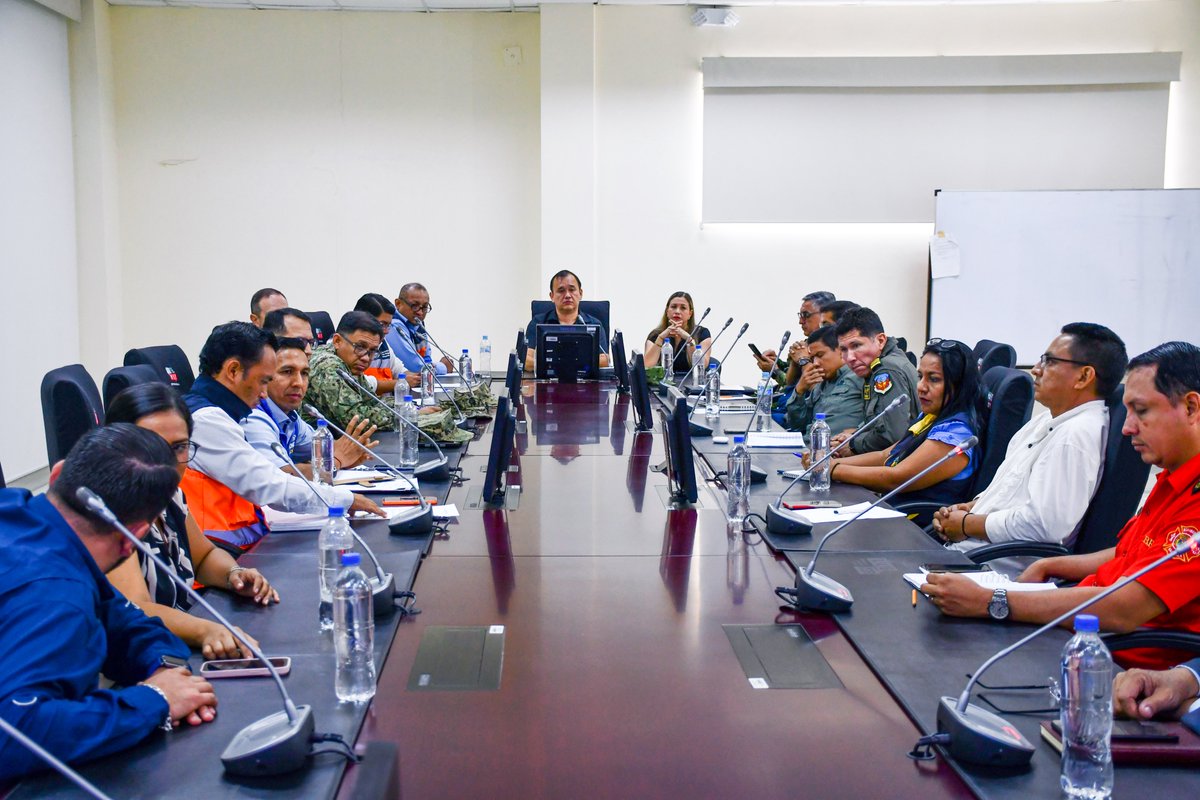 GoberElOro's tweet photo. ¡Preparativos de seguridad para feriado de carnaval!

El Gdor, @jimmyblacio_ec, lideró la reunión de análisis de riesgos y planificación de medidas de seguridad para próximo feriado nacional.

✅Plan integral de respuestas para garantizar un feriado seguro para los ciudadanos. https://t.co/VCDkZtKyJE