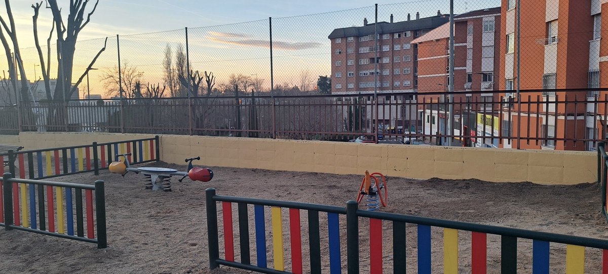 CEIP FUENTE SANTA tweet media