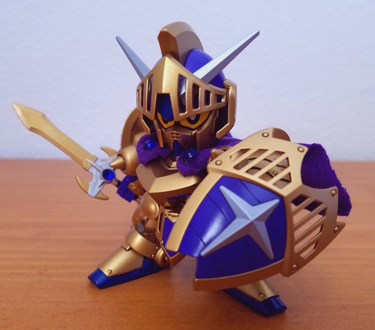 dinny_chin's tweet photo. If you see this, post a knight. https://t.co/FEfR6k7T02