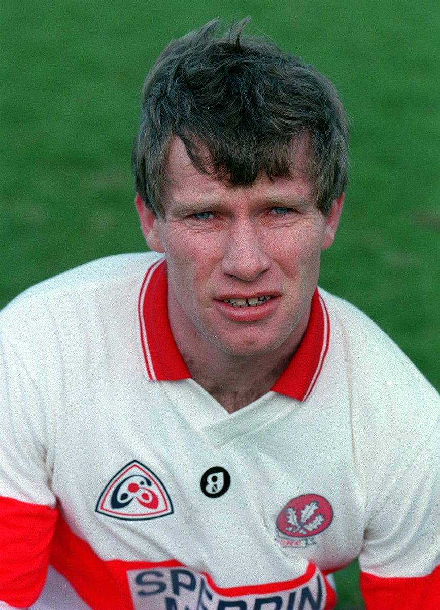 Is there a man in Ireland like Tony Scullion? Kind, decent &amp; completely authentic. A role model of people. A brilliant human being. 

Fantastic job TG4 👏🏻👏🏻