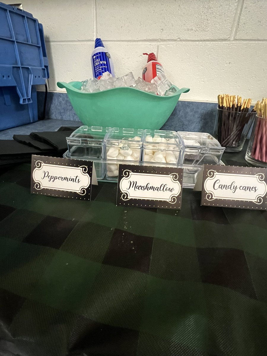 klowrey22's tweet image. Late post, but too cute not to share ‼️ Days in education can sometimes be challenging. #truth So glad we have our sunshine committee @sdedragons to make sure that our hardworking faculty has little pick me-ups sprinkled throughout the year. #hotchocolatebar