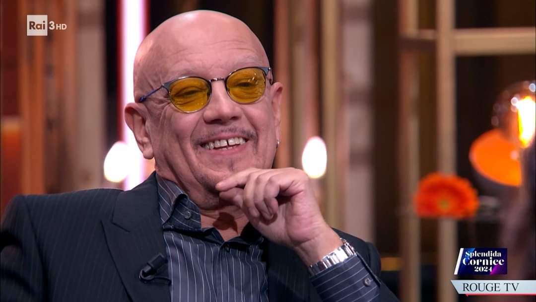 EnricoPeople's tweet photo. @enricoruggeri a Splendida Cornice in CONTESSE
trai i Decibel e Paolo Paolo Pietrangeli
Trasmesso il 1 Febbraio 2024 su #Rai3
#EnricoRuggeri https://t.co/DkEGi1sFBo