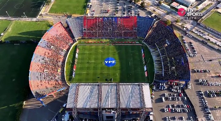 AzulgranaSL's tweet photo. BOSTEEEERO NO CHAMUYES MAAS SI EN EL BAAJO NO LLENAS LA POPULAAR https://t.co/qczJi0ih9a