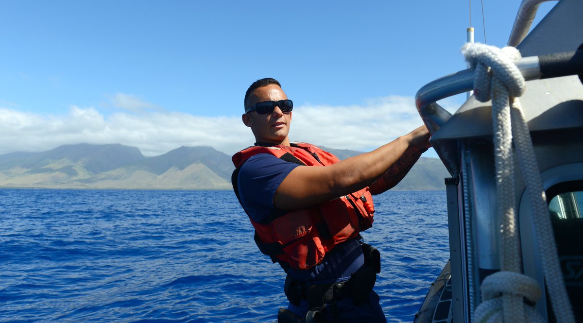 The @USCG  joins partners in Operation Koholā Guardian to protect humpback whales during their peak season in Hawaii.

Full story located in the link in our bio! https://t.co/Dh7Duw9rIl