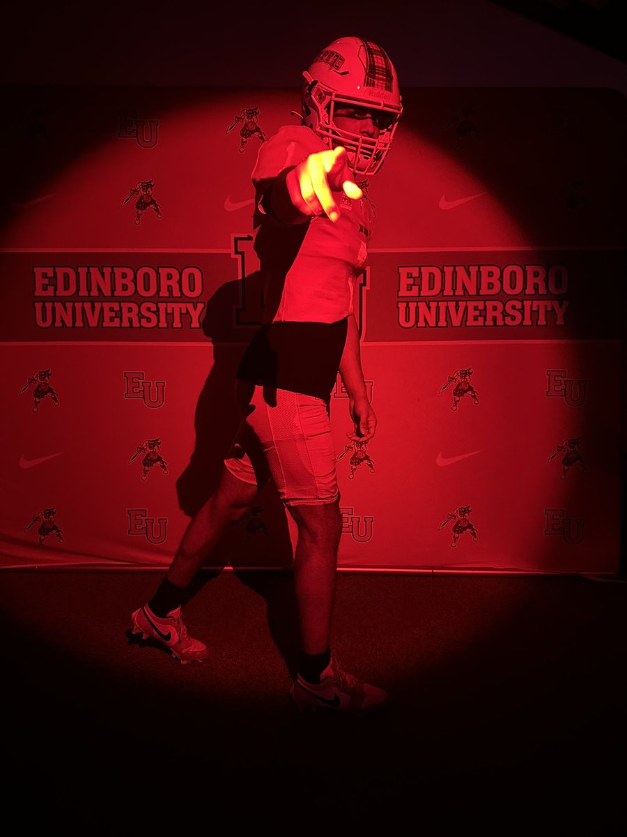 williams_shey's tweet photo. First I just want to the man above 🙏🏾very excited to announce I’ve received a division 2 offer from @EdinboroFB and wanted to thank @CoachPapley and the rest of the staff for the amazing visit. https://t.co/XBltZJ1UtH