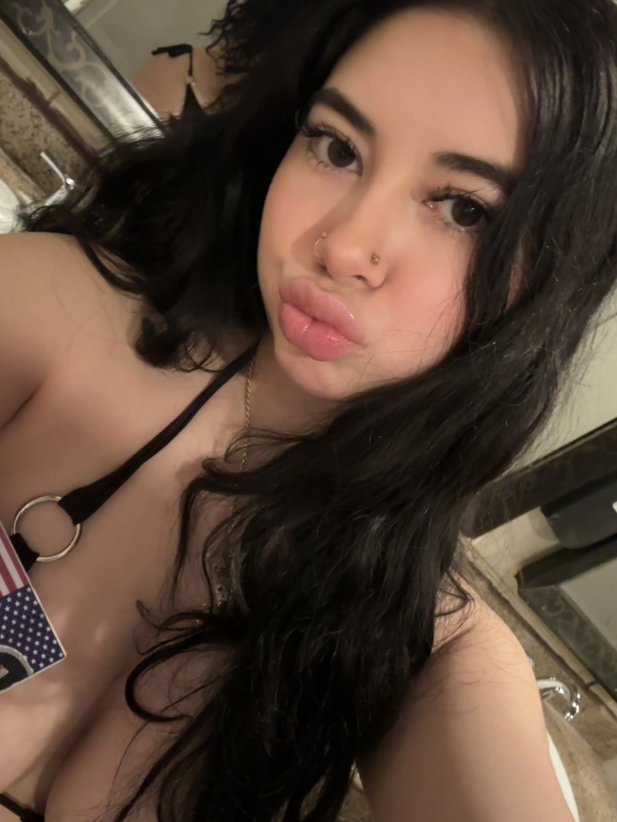 Derbear999's tweet photo. Pfp 🤳 #ojos https://t.co/7V51Hb9qkq