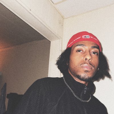 I AM RICH tweet media