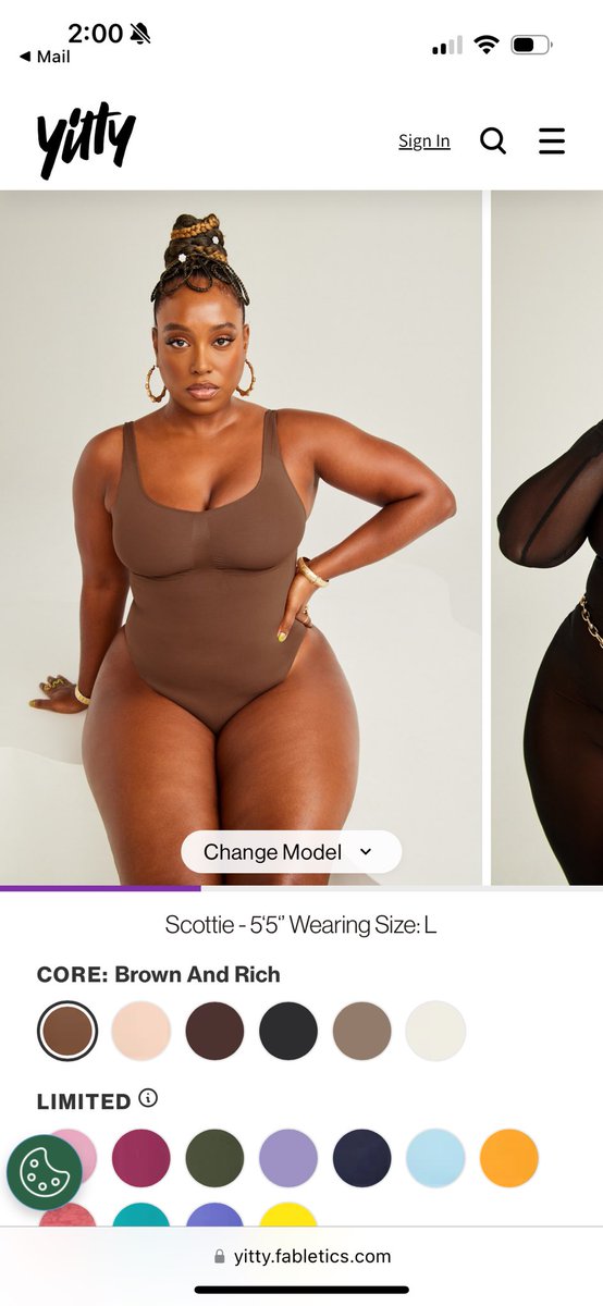 Look guys. I’m on @Fabletics @Yitty site.