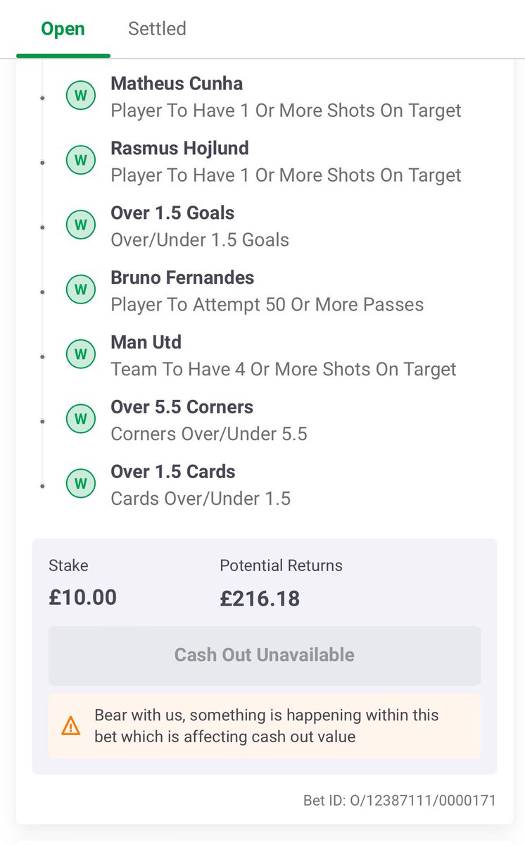 Pip2509's tweet photo. @paddypower you absolute cheat cash out unavailable for the last 20 mins of a match. https://t.co/5Ov23ke7Sf