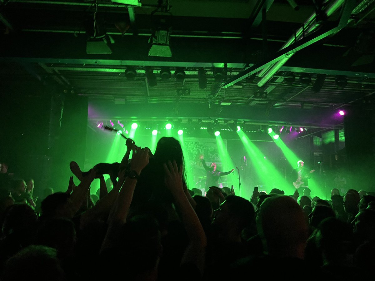 whiterabbitMUC's tweet photo. I know my back will hurt tomorrow haha but I am happy I made it to the show @beingasanocean that had vocalist @djamilayasmin shouting the lyrics in our faces! Thanks for another great night of great live music! ❤️🥀✨ #BeingAsAnOcean #DeathCanWait https://t.co/eatUFB1GMI