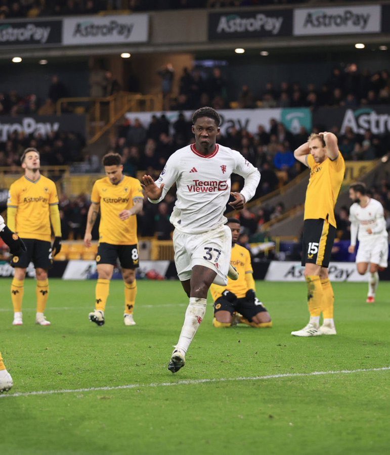 This boy Err I have nothing to say to you.❤❤❤❤❤