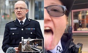 Patricia344130's tweet photo. How bloody predictable that Head of the @metpoliceuk 
Says this nasty special constable was ‘doing her best’.
If this was her ‘best’ then I suggest she’s  not right for the job.
Her behaviour was a disgrace. 

SACK HER. https://t.co/LMlkDNNhk0