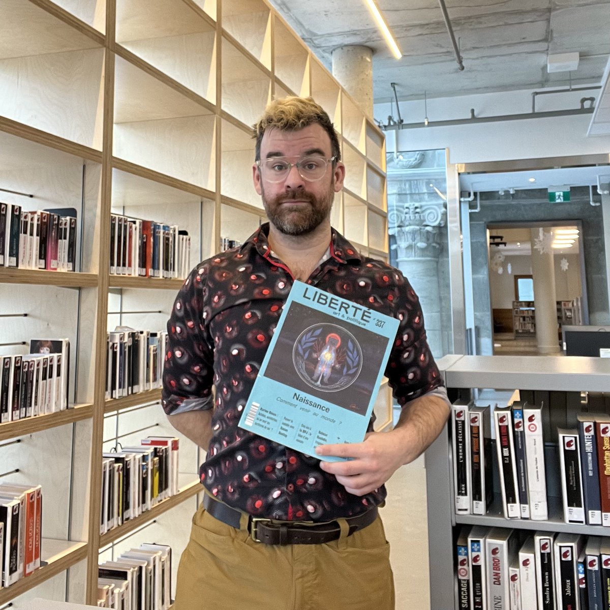 Liberté vous présente ses chroniqueur·ices!

Imaginez Borges anarchiste et vous aurez une idée de ce que Miguel Tremblé apporte à Liberté: un goût du jeu, beaucoup d’acuité et un immense amour pour les livres, mais surtout pour celleux qui les découvrent entre les rayonnages.