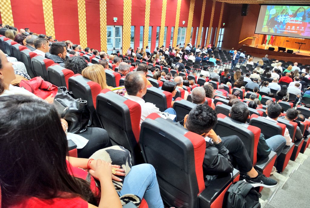 El rector de la UManizales <a href="/DuvanERamirezO/">Duván Ramírez</a> le da la bienvenida a los profes y administrativos de la institución y agradece su compromiso con la labor que día a día aportan para seguir construyendo universidad.

¡Benvenidos!