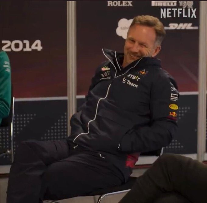 Do y’all know who must be laughing now thinking “huh, he didn’t change his fckng car”? This man here.