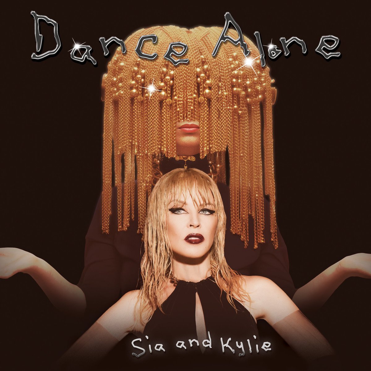 plantaopopp's tweet photo. 🚨🎧| Quem irá dançar sozinho?

Sia e Kylie Minogue anunciaram sua colaboração, 'DANCE ALONE', para dia 7 de fevereiro.🪩 https://t.co/zUbvvsPAPR