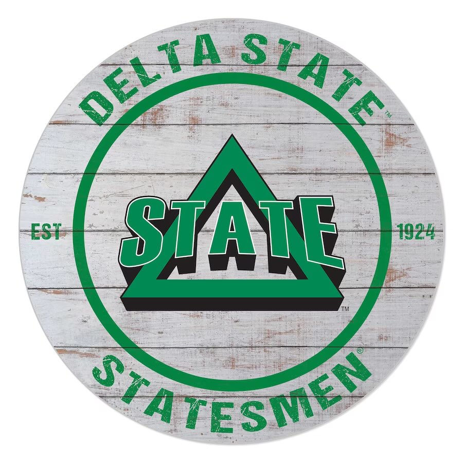 QuindaviusSwain's tweet photo. After a great talk with coach @CoachToddCooley I am blessed to receive an offer from Delta State University!! @CSmelley @SYL_FB @DeltaStateFB https://t.co/QznJFgwFgX