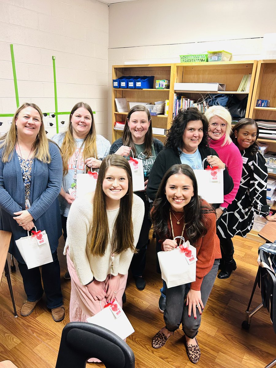 Dr. Liz Sampson tweet media