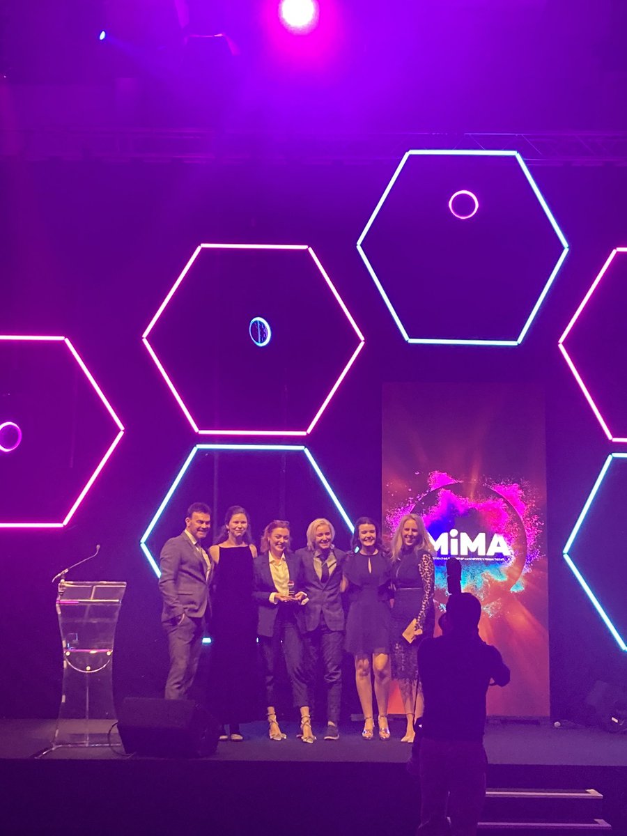 future-pro tweet media