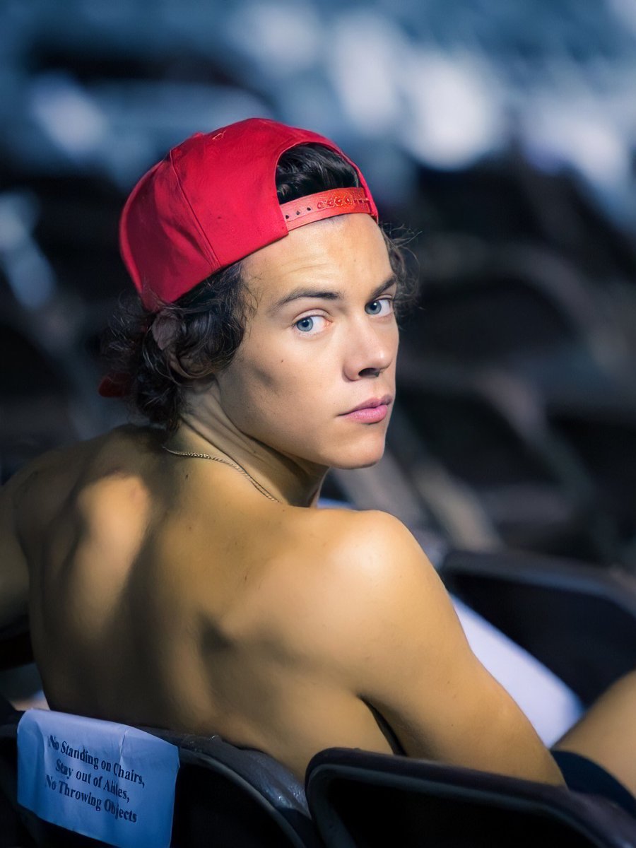 plantaopopp's tweet photo. 🚨🎂REIZINHO! O Cantor e Compositor Harry Styles, completa 30 Anos hoje! 🥳

Qual seu álbum/música favorita do cantor? https://t.co/yJ2bS9UDx0