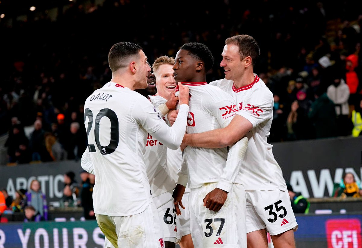 DalotDiogo's tweet photo. Special player you Kobbie ⭐️ 
Important win 💪🏻 
See you at Old Trafford on Sunday reds ❤️ https://t.co/wsuAlgcJVi