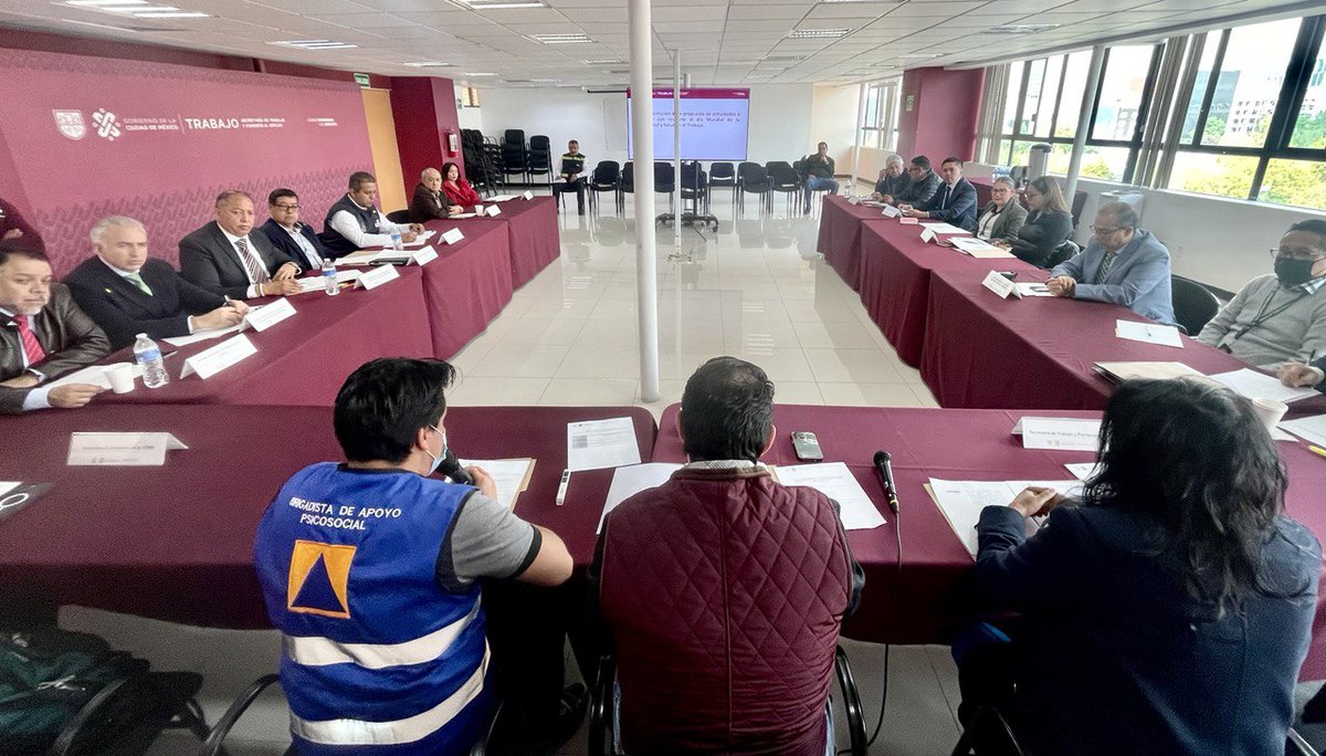 MichelCoronel5's tweet photo. Primera Sesión de la #CCSST #TrabajoEnLaCiudad donde la @CROC_Nacional esta presente. https://t.co/Y13z8AST6u