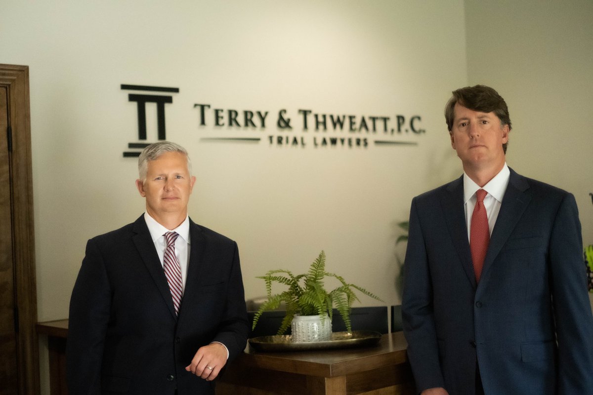 🎉16 years and still counting🎉

Today, we celebrate our 16th anniversary and we are feeling very lucky and grateful for all that we have accomplished throughout the years.

We deeply thank each and every person who has been part of our law firm’s journey.